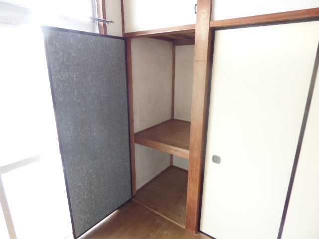 コートM・T・K 収納