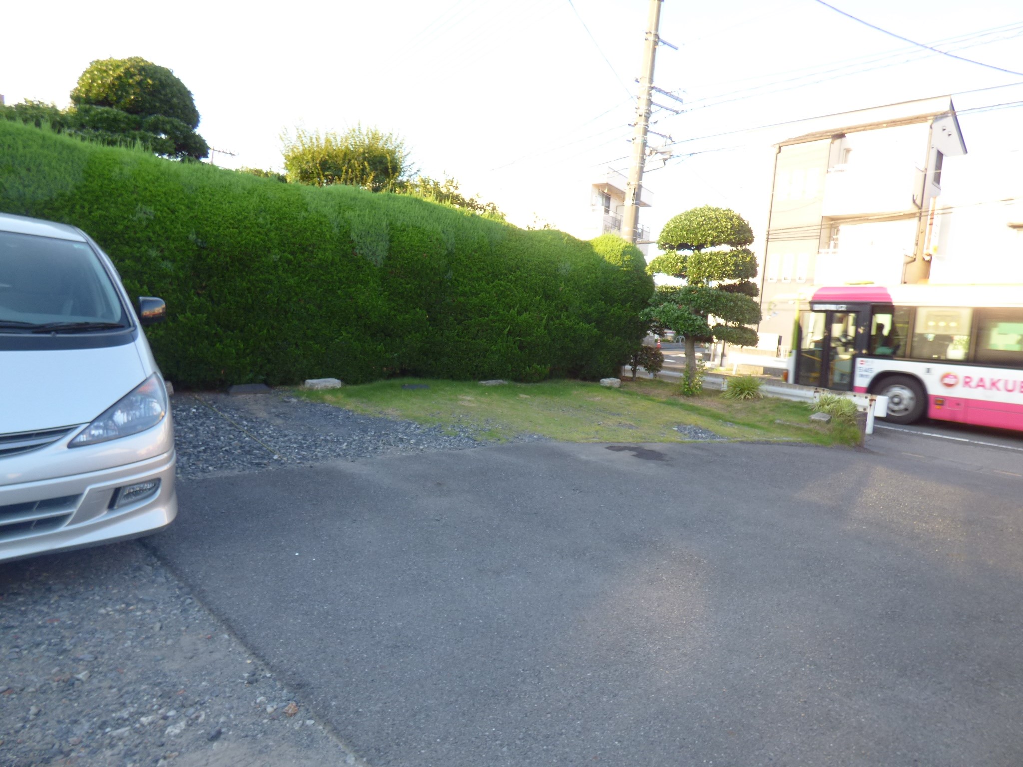 ベルゾーネYAMANA2 駐車場