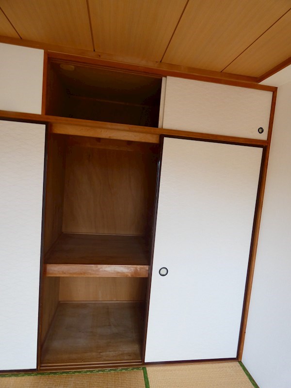 スカイパレス 収納
