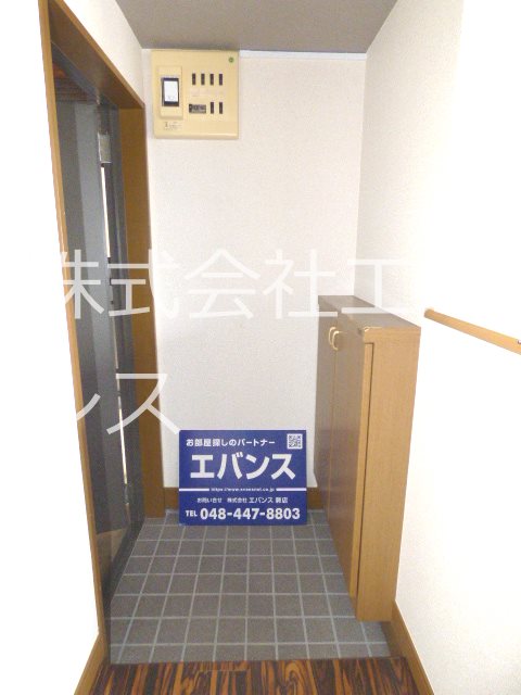 ウットビル 玄関