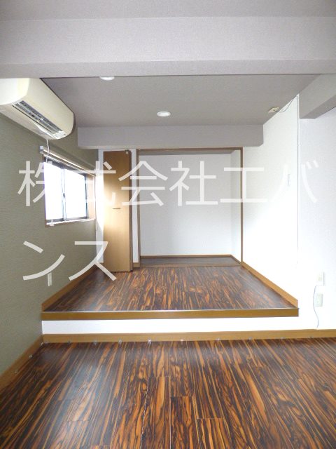 ウットビル ベッドルーム