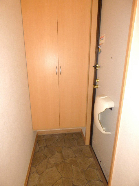 イーズコート 玄関
