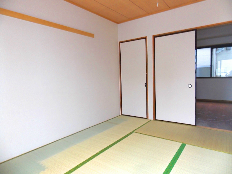 ニュー篠原ハイツ ベッドルーム
