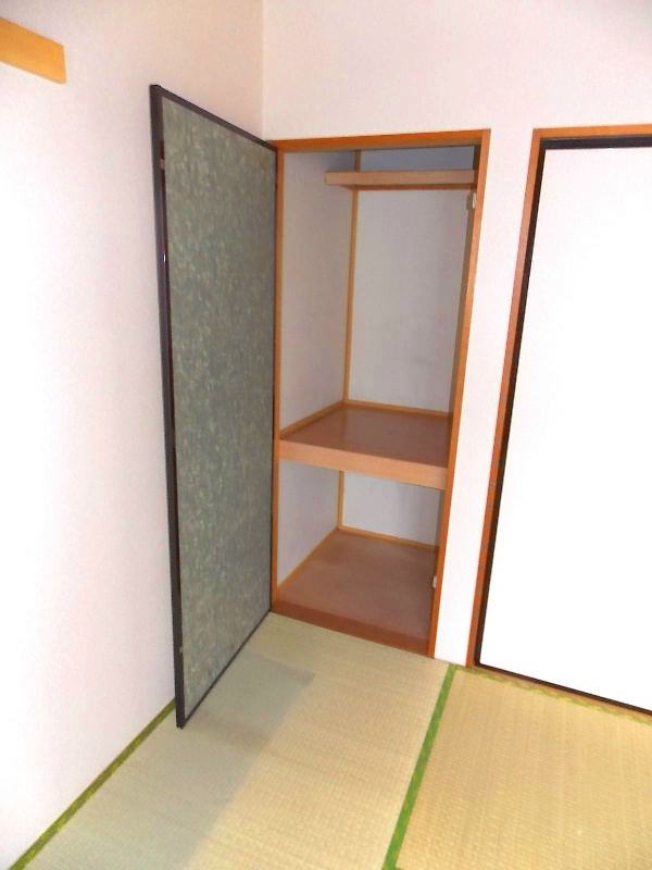 ニュー篠原ハイツ 収納