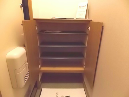 ヴィルヌーブ 玄関