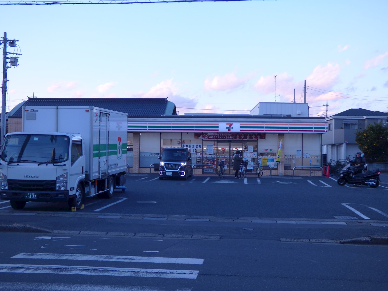 DHCR川口芝下 コンビニ