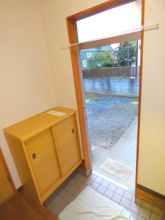 西沢ハイツ 玄関
