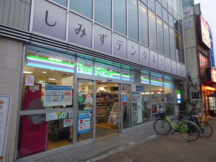 エクセラン北浦和 コンビニ