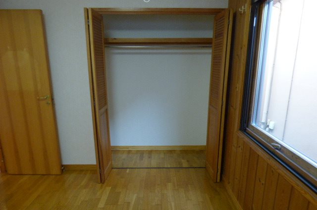 安行領根岸戸建 収納