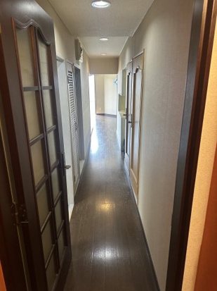 エマーレ与野本町 玄関
