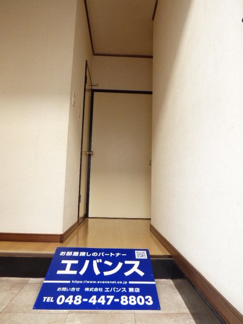 グリーンウッドA 玄関