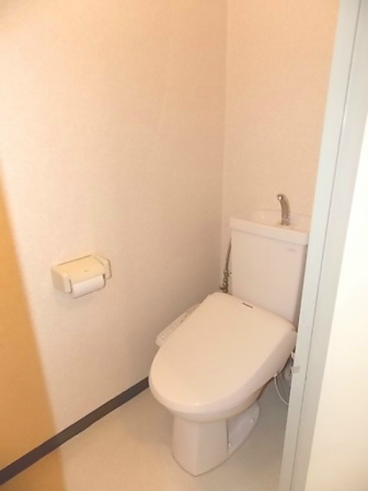クレセントハイツ トイレ