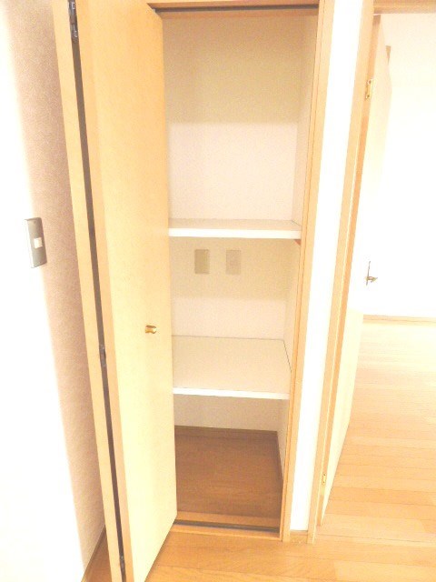 石田マンション 収納