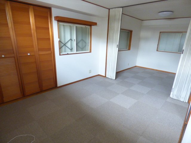 光映ハイツ ベッドルーム
