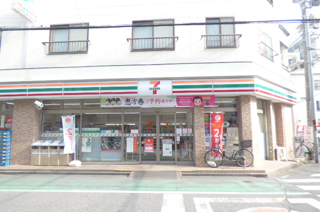 ヴィラクレイドル コンビニ