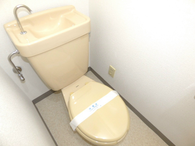 コーポ照力 トイレ