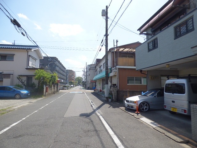 NSハウス 駐車場
