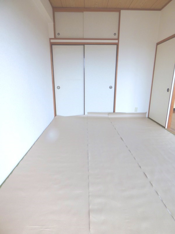 角ビル ベッドルーム