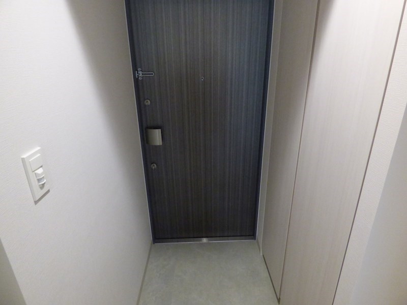オーパスホームズ川口 玄関