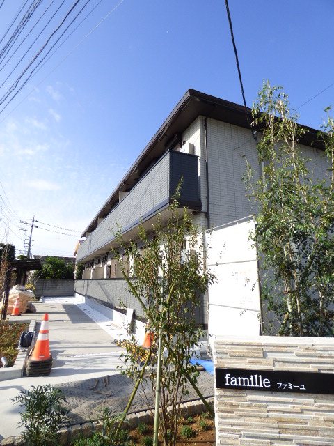 ファミーユ 外観