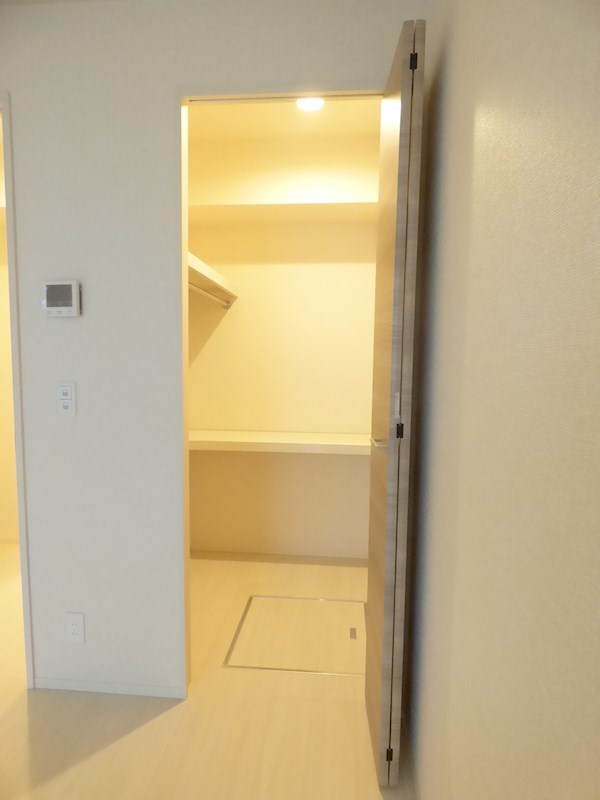 エンペラーB 収納