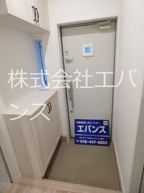 アモロッソ中央 玄関