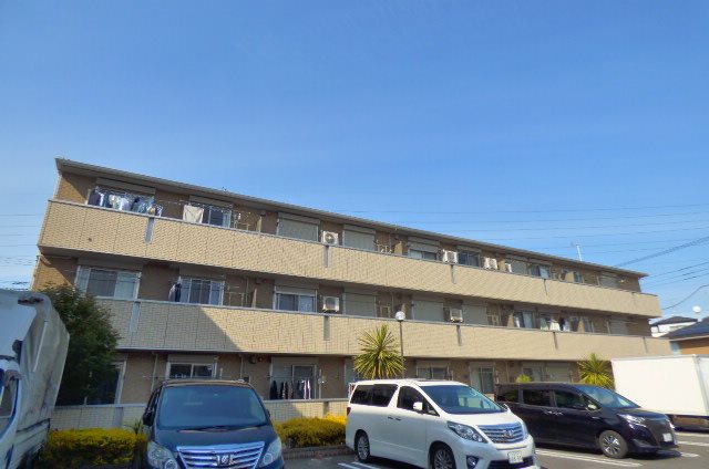 ガーデンヒルズ 外観