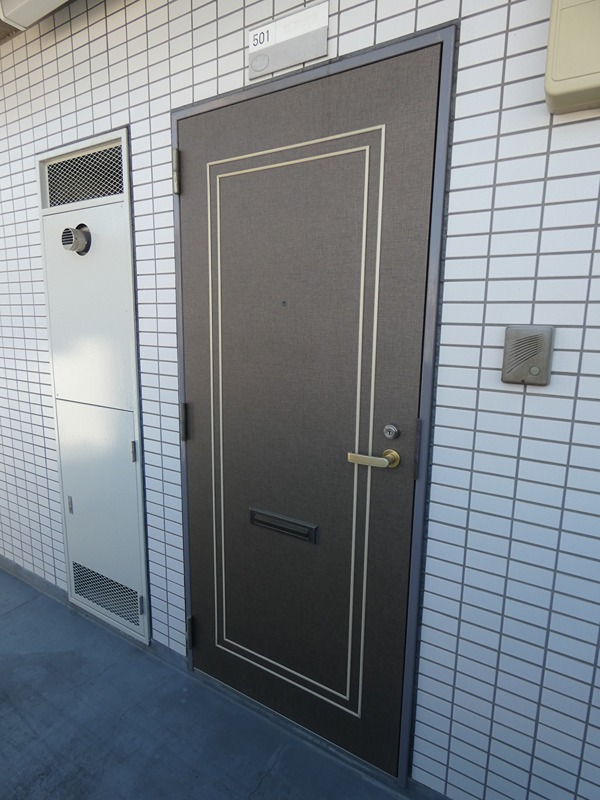スカイコート戸田公園第4 玄関
