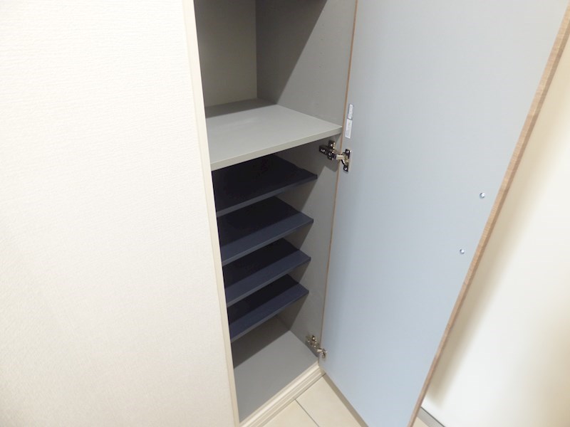 アルファコート西川口23 収納