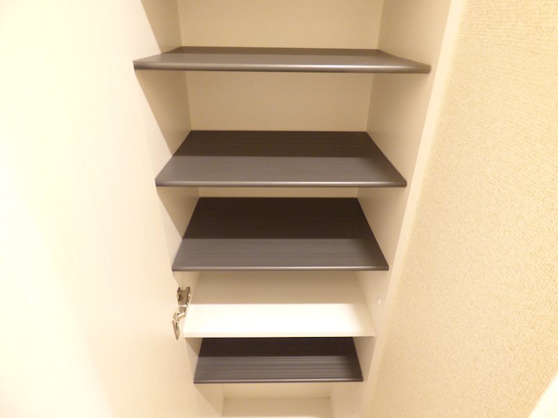 アウティス 収納