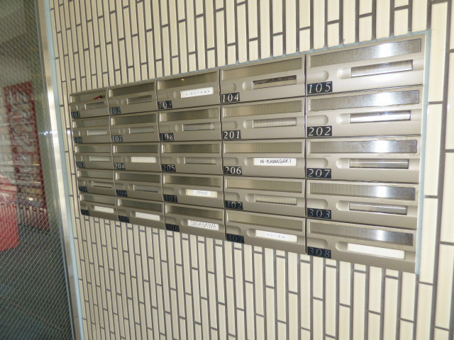 埼玉県蕨市北町２丁目 エントランス