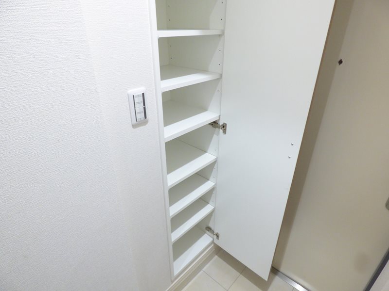 アルファコート西川口19 収納
