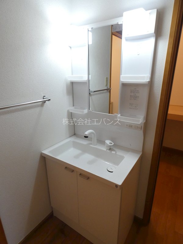 川口市本町三丁目戸建 洗面所