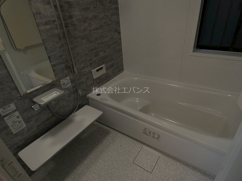 川口市本町三丁目戸建 風呂画像