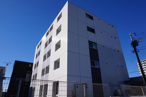パインズ美園 外観