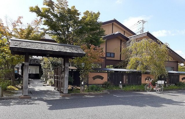 パインズ美園 その他