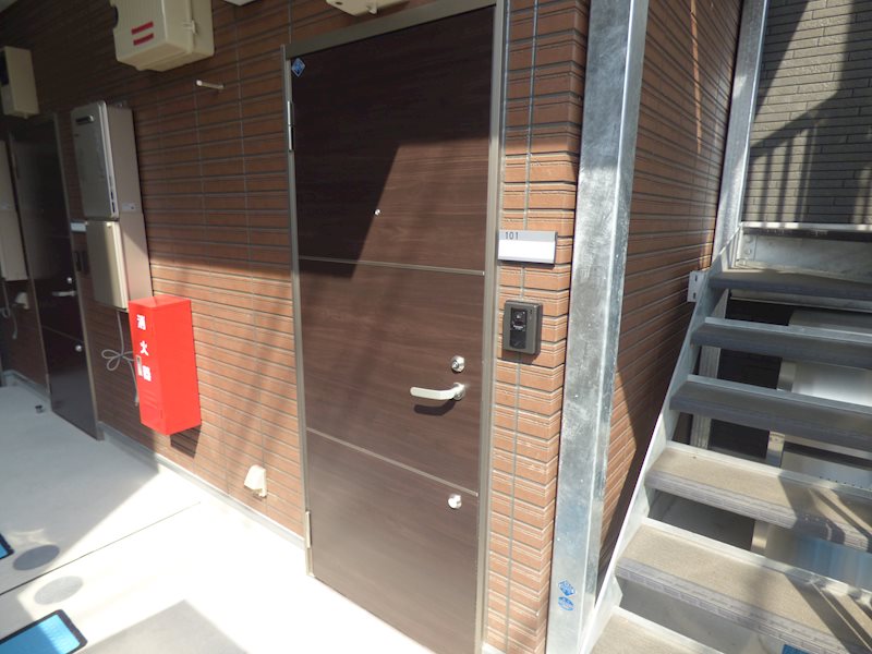 アイクル西川口 玄関