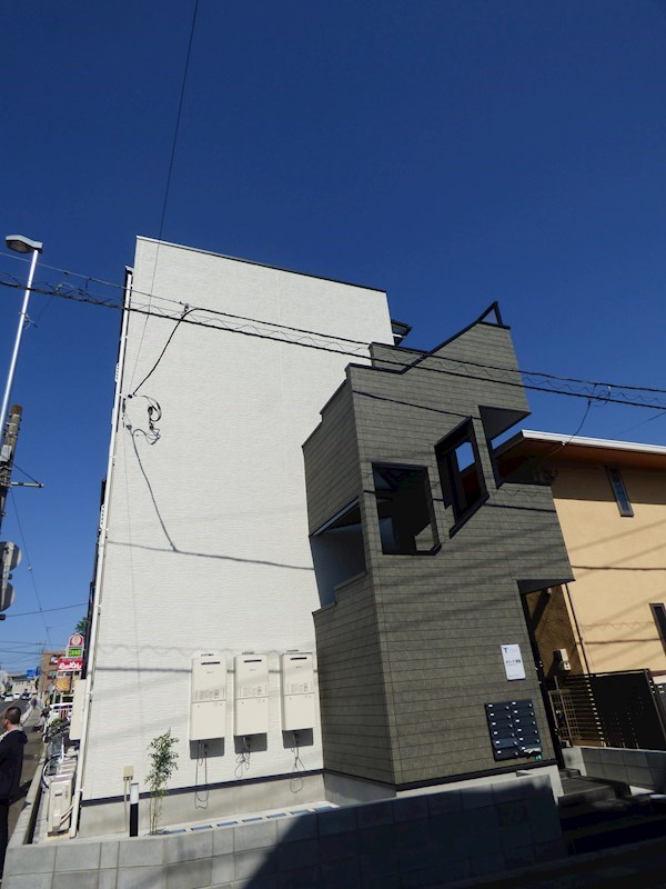 オリーブ西堀 外観