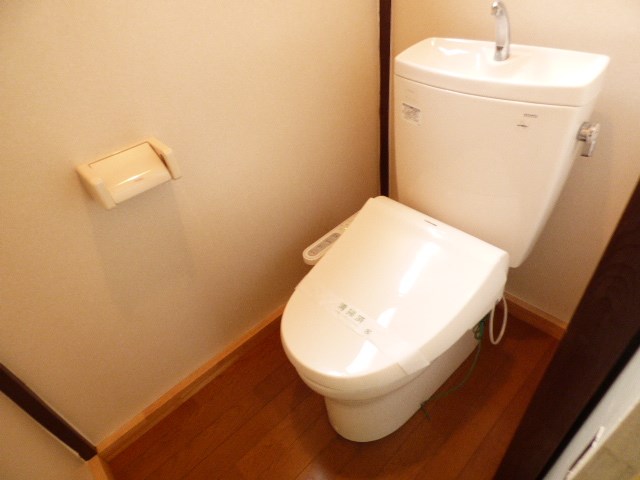 川口市安行領根岸住宅 トイレ