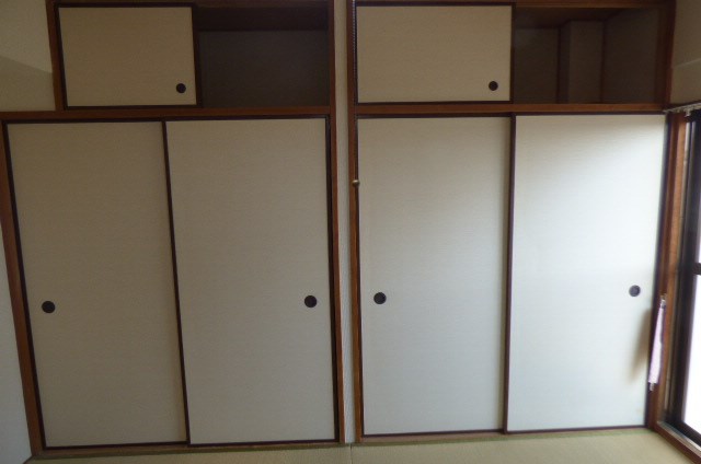 ＳＫハイツ芝新町 収納