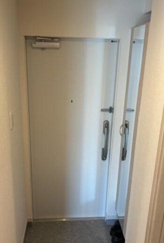 グロワール38 玄関