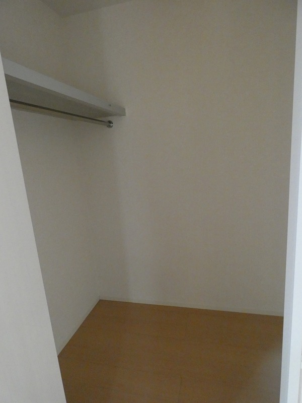 ラフレ仲道Ｆ 収納
