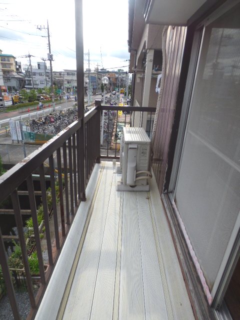 芝園町貸家 ベランダ