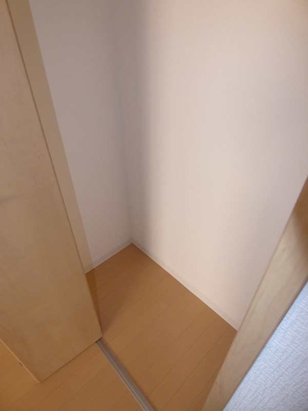 エミネックス蕨南町 収納