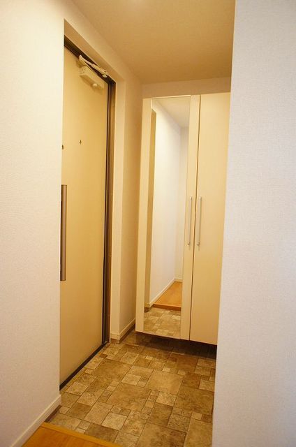 セレノ与野鈴谷 玄関