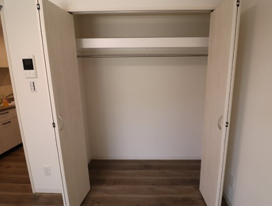 アース 収納