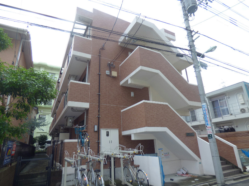 アムール・チュラⅡ 外観