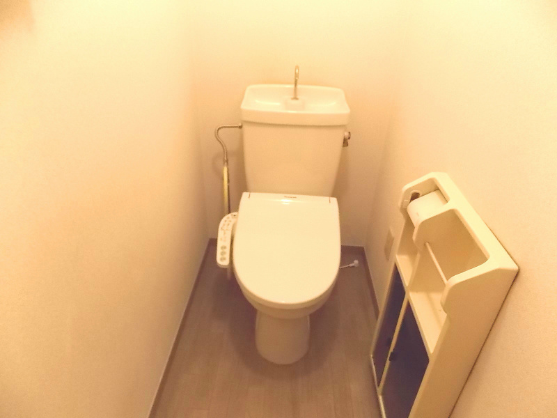 オイコス　参番館 トイレ
