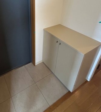 すずらん館 玄関