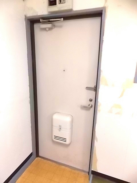 エニーセ西青木 玄関